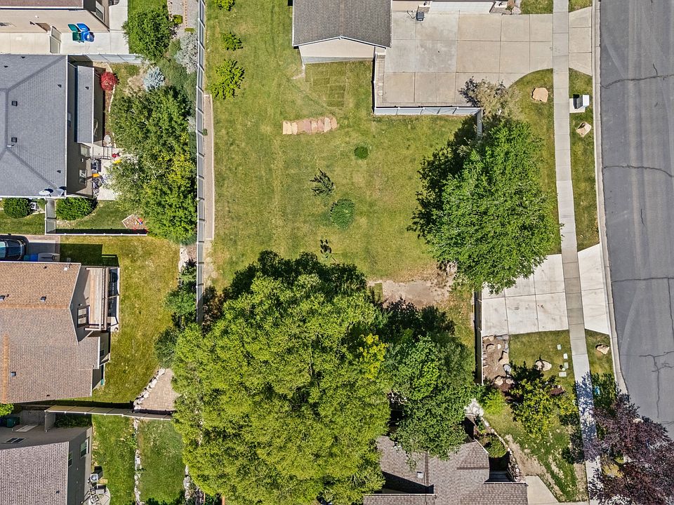 1st image of 10479 Colonial Dr