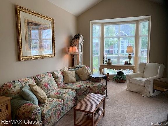 3rd image of 34101 Emma Cir #1