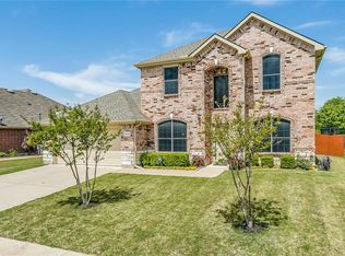 1024 Fair Oaks Dr, Grand Prairie, TX 75052