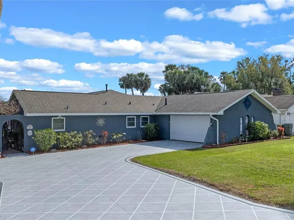 1102 N Palmetto St, Leesburg, FL 34748