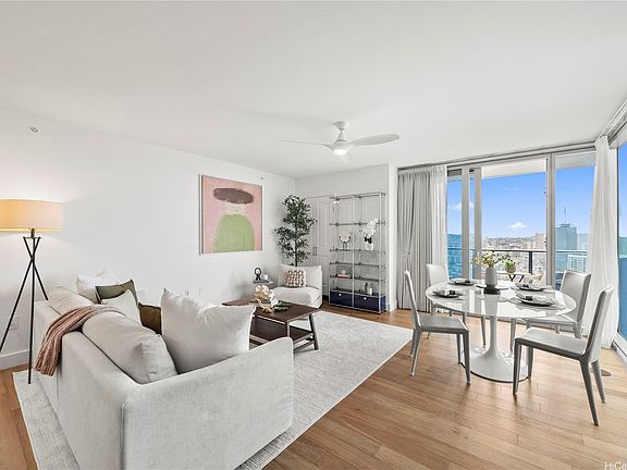 2nd image of 629 Keeaumoku St APT 3211