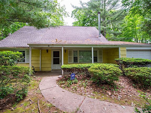 2nd image of 45 Spencer Ln