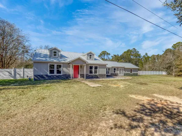 4881 Calvin Dr, Milton, FL 32583