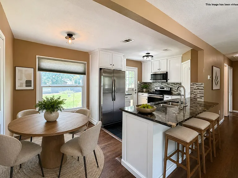 10518 Desdemona Dr — Photo 3