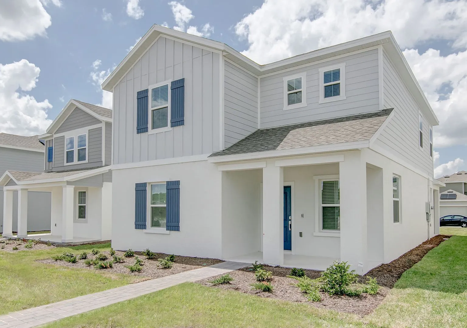 6 bed, 3.0 bath, 2634 sqft, $2,400 — Photo 2