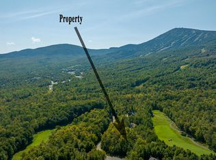 6094 Village On The Green Rd, Kingfield, ME 04947