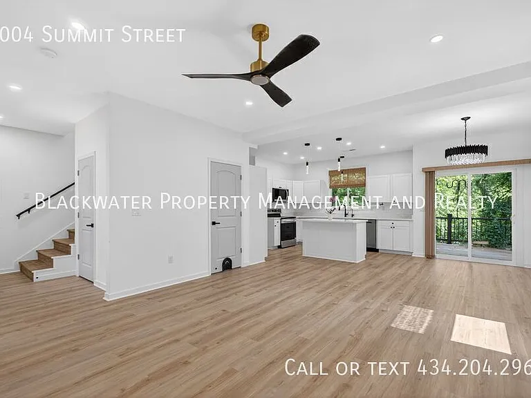 4004 Summit St — Photo 5