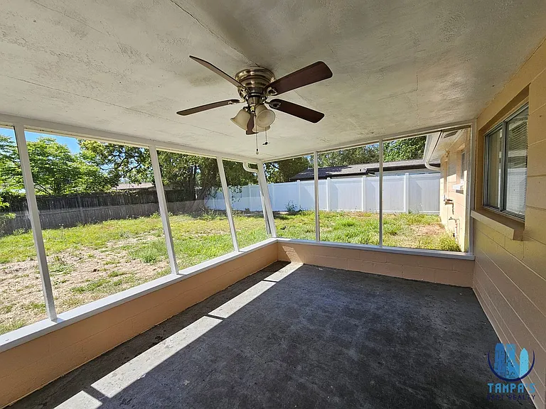 9210 Pegasus Ave — Photo 15