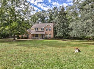 6189 Pickwick Rd, Tallahassee, FL 32309