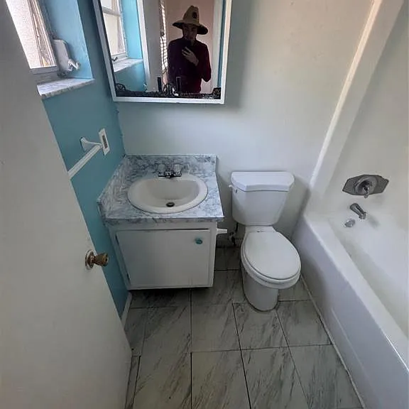 5192 NE 6th Ave #805 — Photo 12