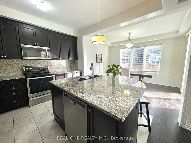 3164 Ernest Appelbe Blvd — Photo 8