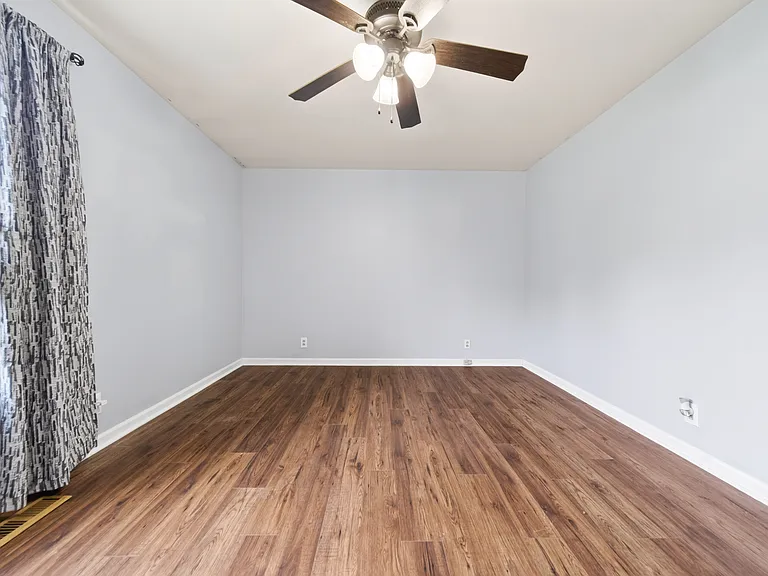 3918 Ashley Dr — Photo 28