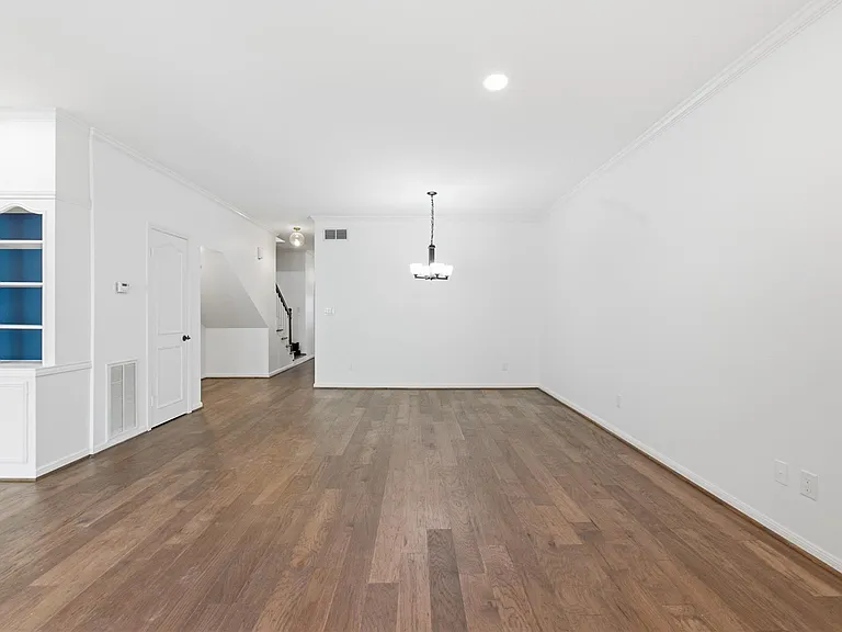 8614 Oakford Dr — Photo 20