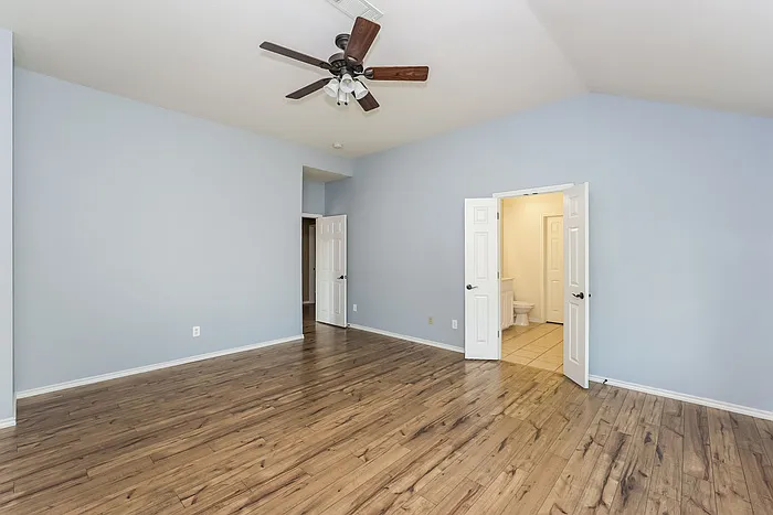 9865 Gallatin Ln — Photo 11