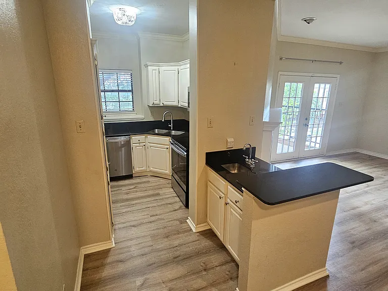 6004 Auburndale Ave #C — Photo 1