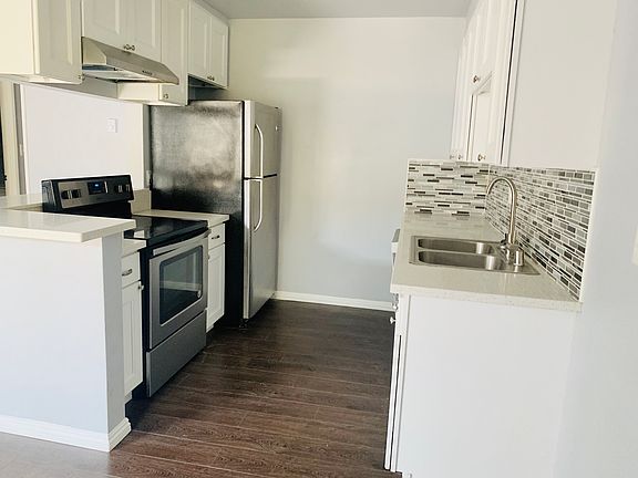 3rd image of 345 Magnolia Ave #16