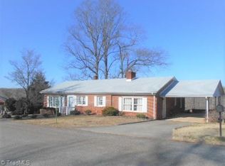 411 Vintage Rd, Eden, NC 27288