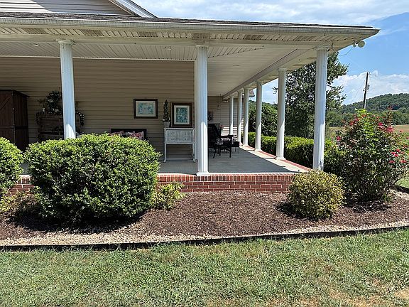 5th image of 1310 Stevenson Mill Rd