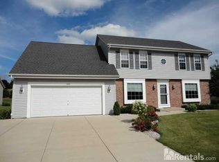 402 Ponderosa Dr, Hartford, WI 53027