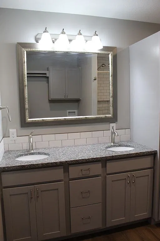 2 bed, 900 sqft, $995 — Photo 4