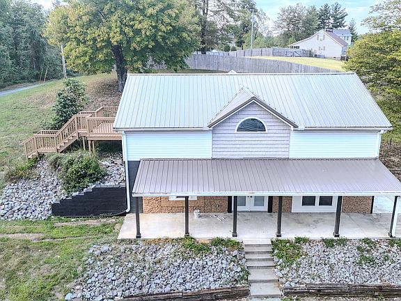 2nd image of 137 Farley Ln