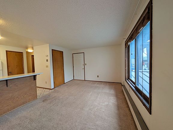 2nd image of 465 S Franklin St #465
