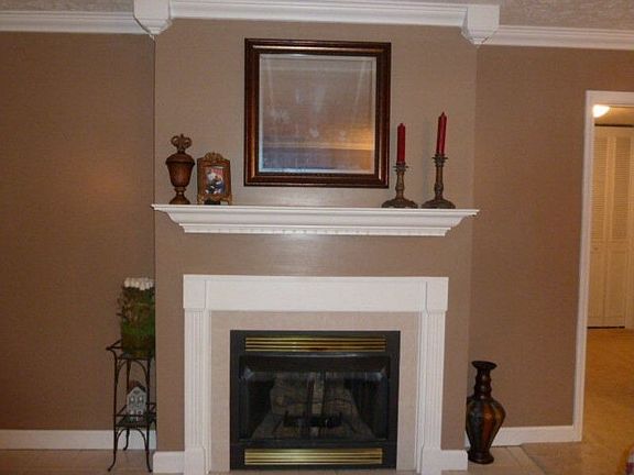 4th image of 2319 Omaha Ct