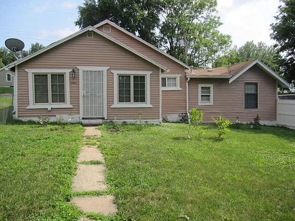 3rd image of 3314 Monterey St