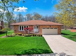 7020 Middlebrook Blvd, Middleburg Heights, OH 44130