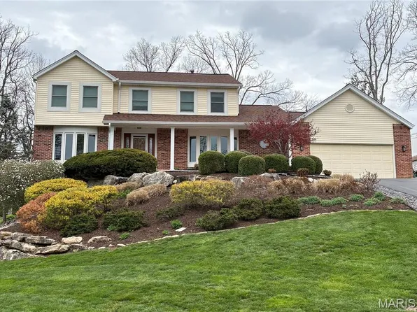 1510 Timber Point Ct, Chesterfield, MO 63017