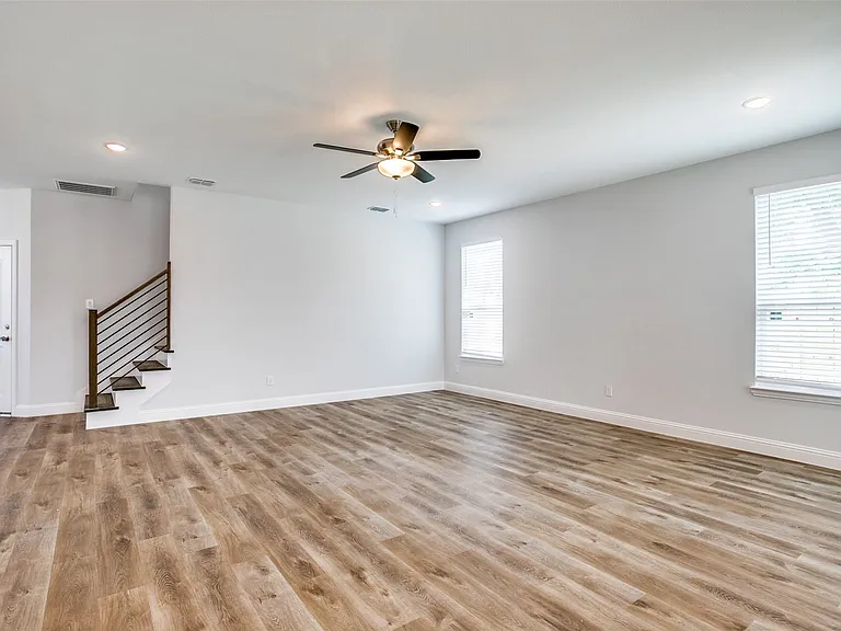 3105 Chihuahua Ave — Photo 6