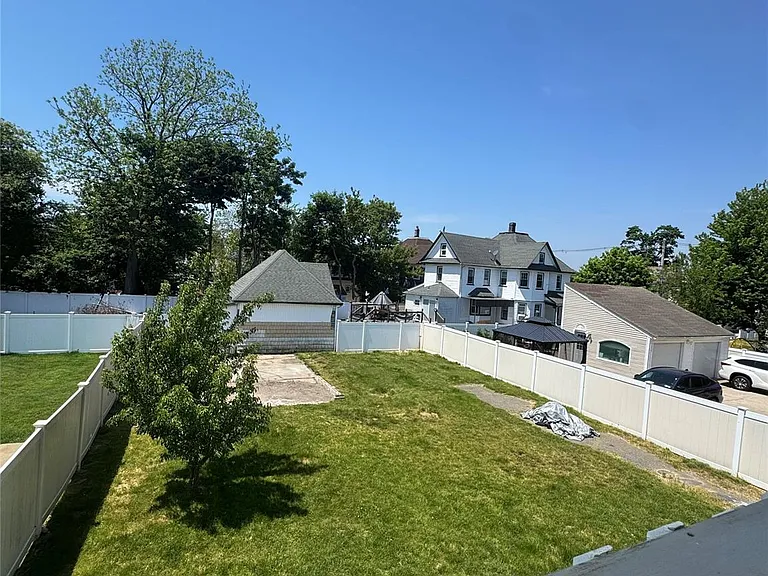158 Church St — Photo 7