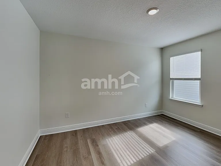 1550 Blue Nile Point — Photo 16