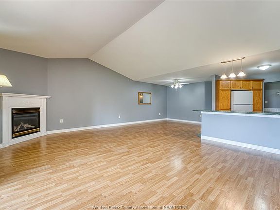 5th image of 11181 Firgrove Dr