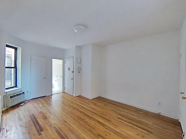 337 E 90th St APT 5B, New York, NY 10128