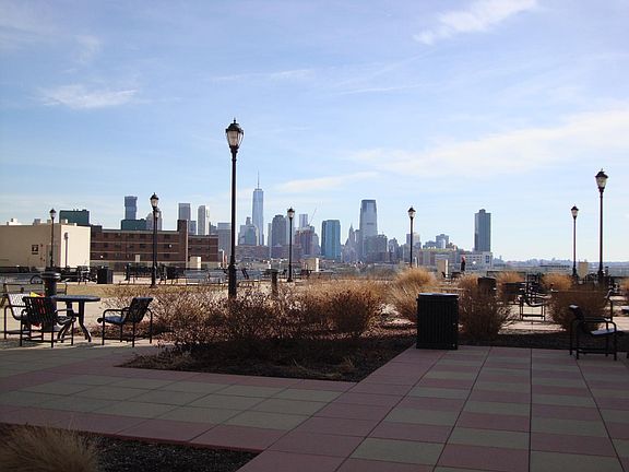 2nd image of 4 Beacon Way APT 11F