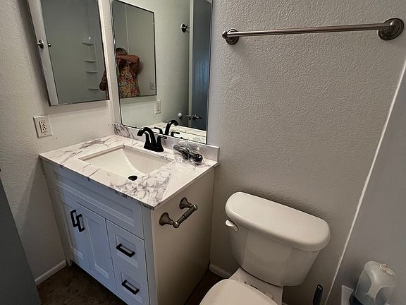 2nd image of 5135 E Evergreen St Unit 1236