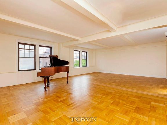 5th image of 40 West 77th Street #7B