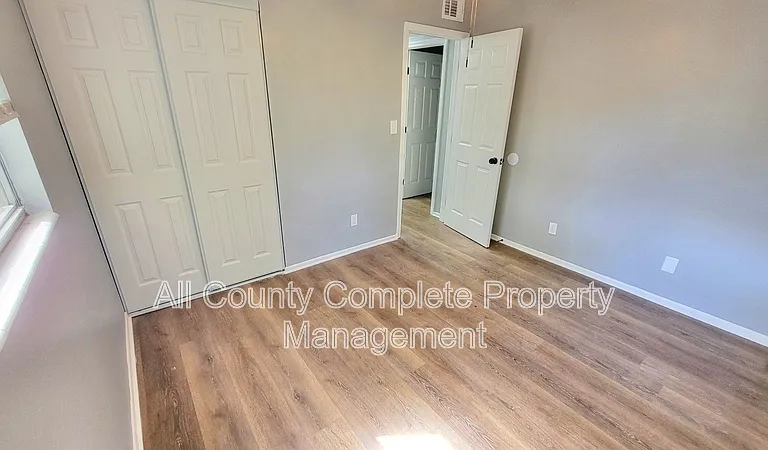 3319 Hunt St — Photo 17
