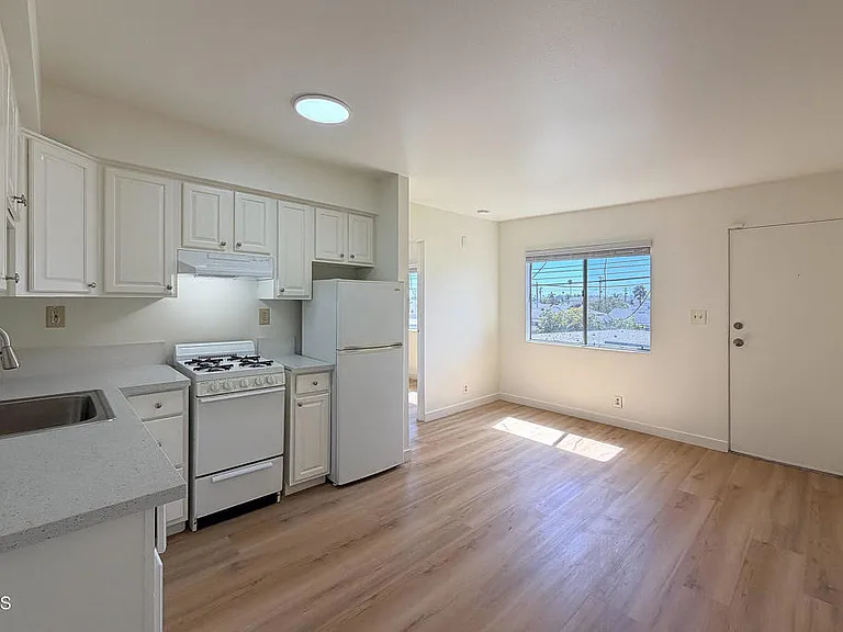 3901 Saviers Rd #12 — Photo 2