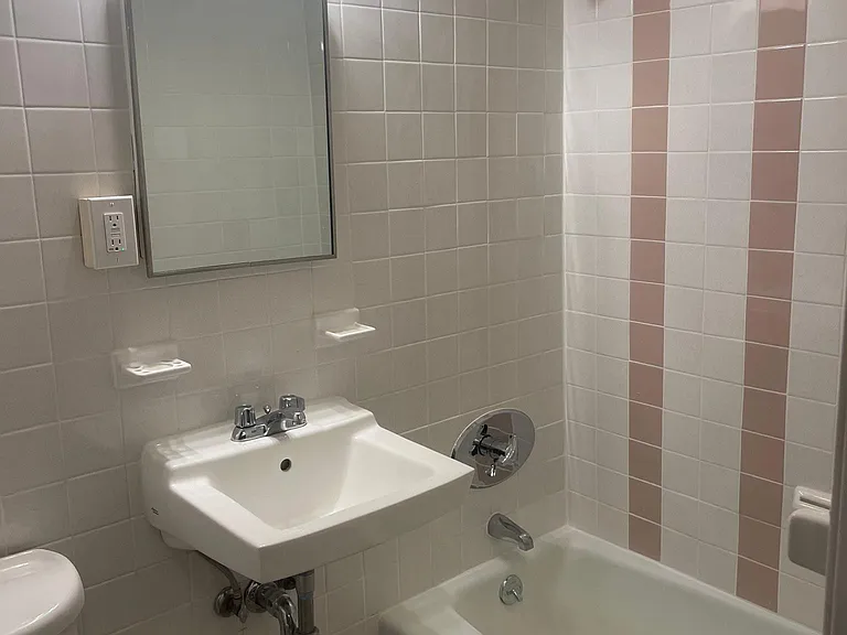 54 S Huntington Ave #1 — Photo 5