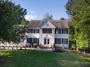 77 Knob Hill Rd, Morganville, NJ 07751