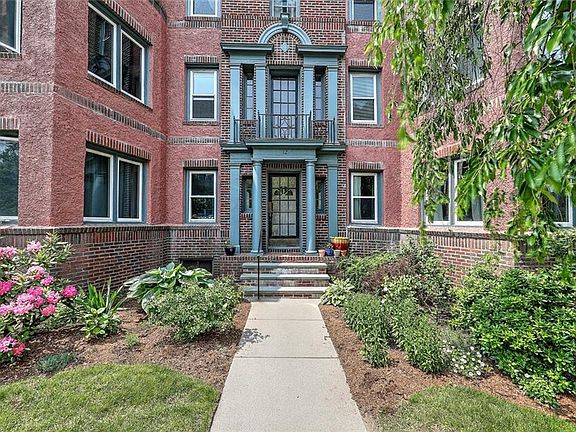2nd image of 12 Blackstone Blvd APT 12