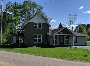 703 Wolf River Dr, Fremont, WI 54940
