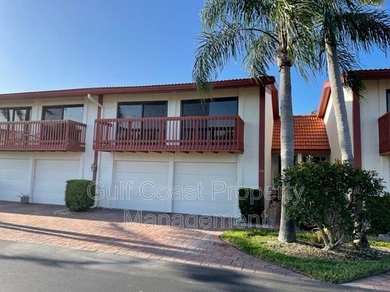 1st image of 748 Sorrento Inlt #748
