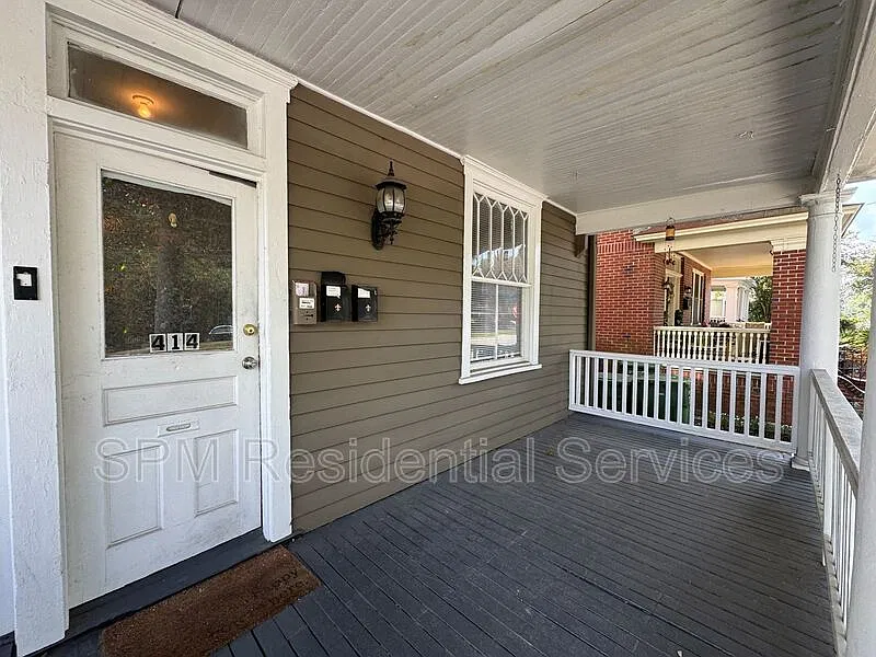 414 N 5th Ave — Photo 3
