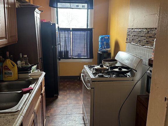 4th image of 530 E 159th Street #47