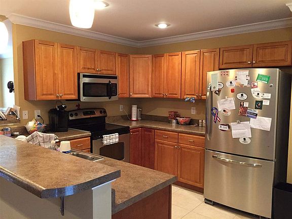 4th image of 121 Amy Ln