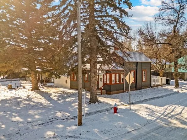 201 S Park St, Joliet, MT 59041