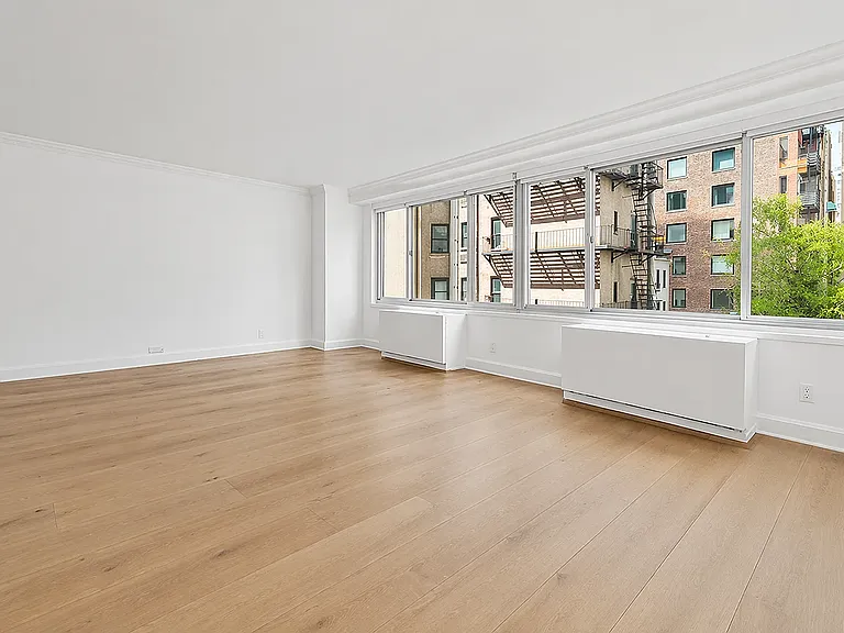 254 E 68th St #5C — Photo 3